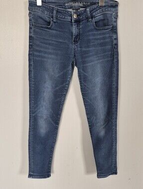 American Eagle Outfitters Women’s Skinny Jeans in Dark Blue Wash